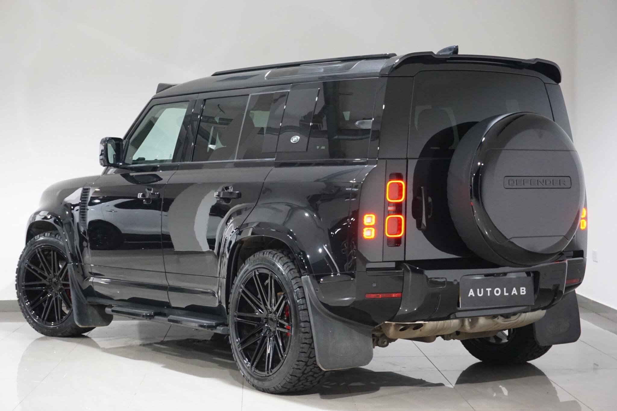 Land Rover Defender 110 3.0 D250 MHEV XS Edition SUV 5dr Diesel Auto 4WD Euro 6 (s/s) (250 ps)